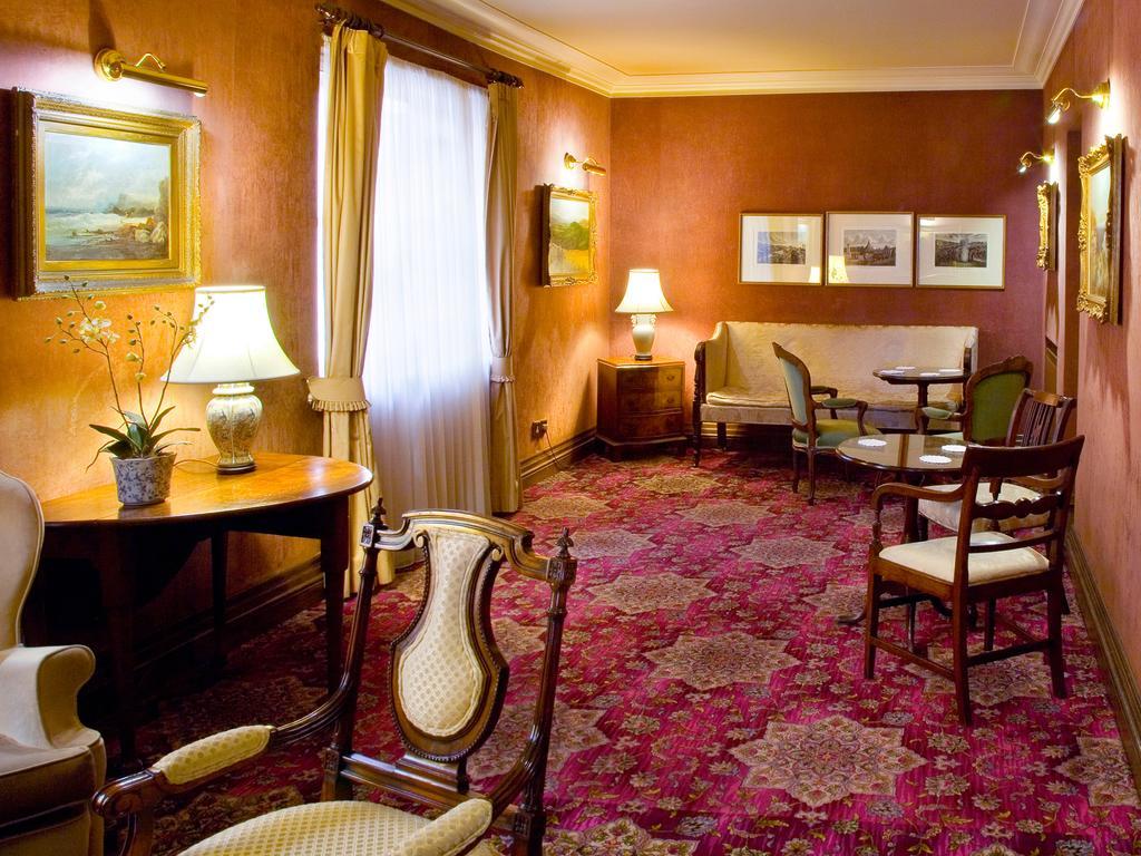 Kingsway Hotel. 克利索普斯 外观 照片