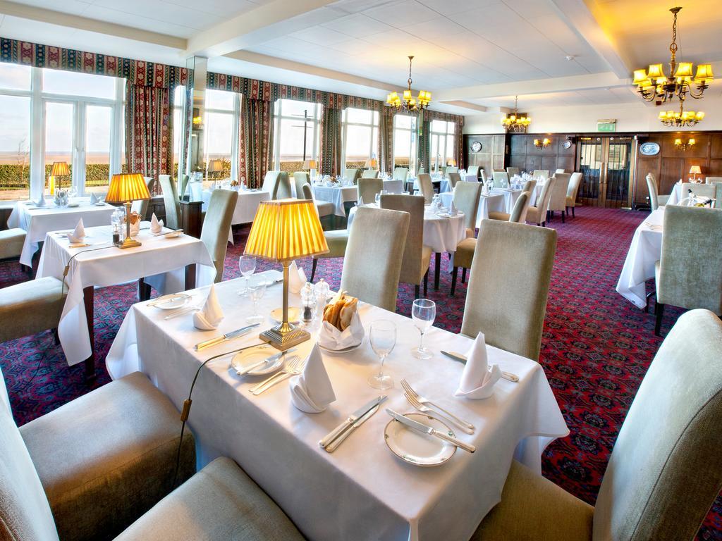 Kingsway Hotel. 克利索普斯 外观 照片